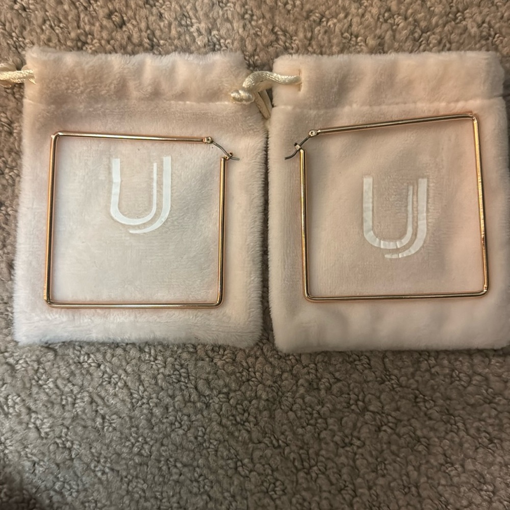 Rose gold Girl Boss hoops!